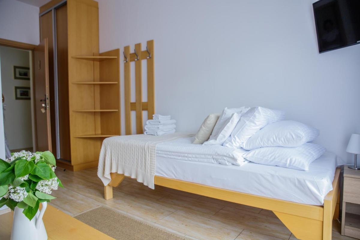 Bed & Breakfast Cudne Manowce *